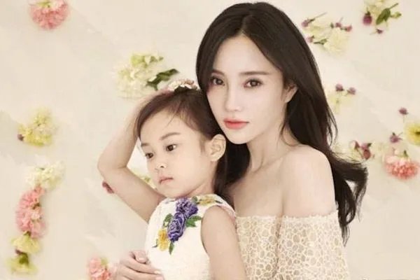 李小璐给甜馨改名，其中的原因究竟是什么？