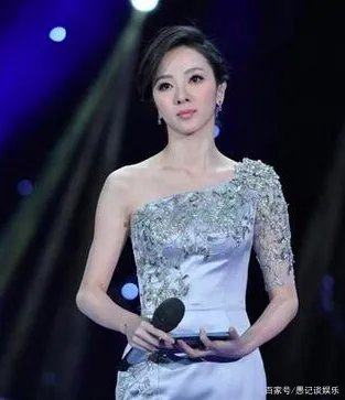 被“嫁”60岁老头后,李思思落泪数次,为什么?