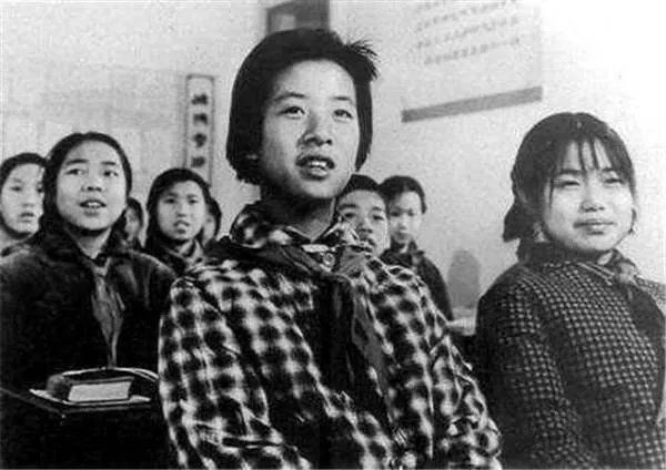 还记得47年前的“反潮流小英雄”黄帅吗,后来她怎么样了?