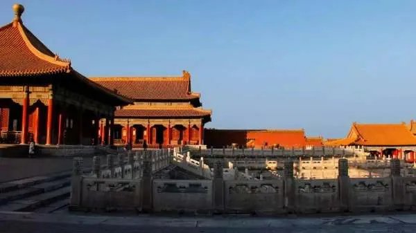 故宫为什么不晚上开放?