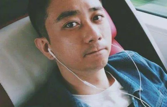 看了王自健被妻子家暴细节,为何很多人都说“喜剧的内核是悲剧”?