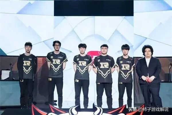 S9世界赛版本已定,对LPL大好!网友:这也太偏向Uzi了,直接把冠军给RNG吧,你怎么看
