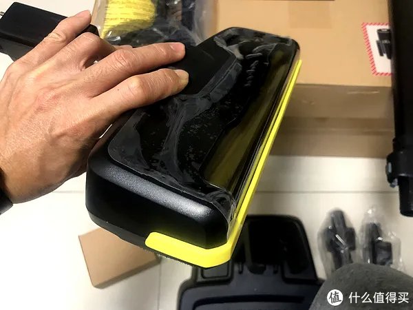 无线吸尘器入门好选择 500块买个德国的吸尘器的优缺点 KARCHER