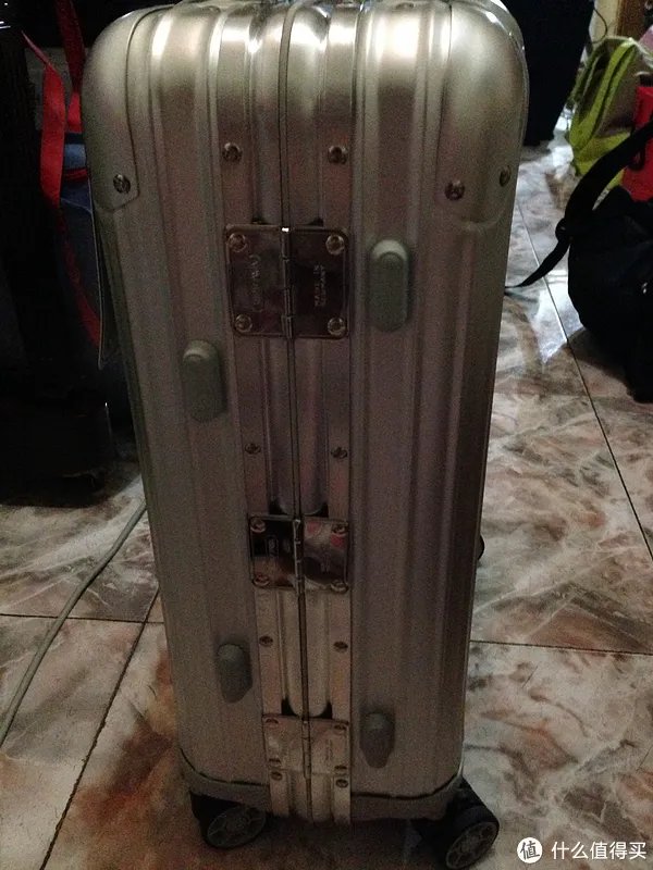 德国直邮 RIMOWA 日默瓦 Topas Multiwheel Cabin IATA Trolley 52 silber 旅行箱