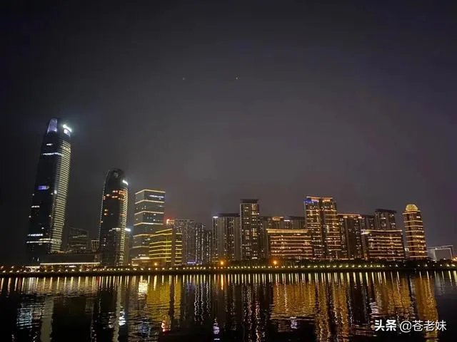 为什么福建泉州酒店会倒塌?