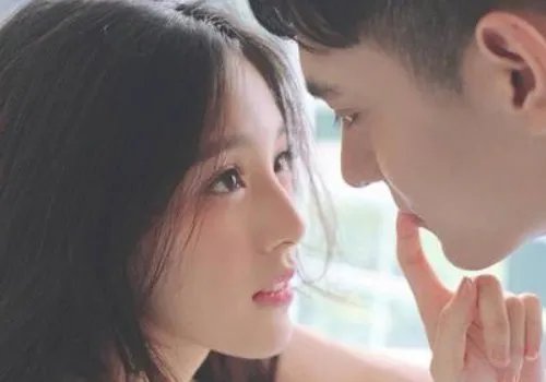 如何撩男生让他喜欢上你?