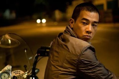 《古惑仔》和《鹿鼎记》哪一部才是陈小春的巅峰之作？