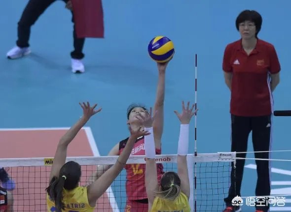 2018排超联赛颁奖典礼,中国女排主帅郎平为什么不参加?
