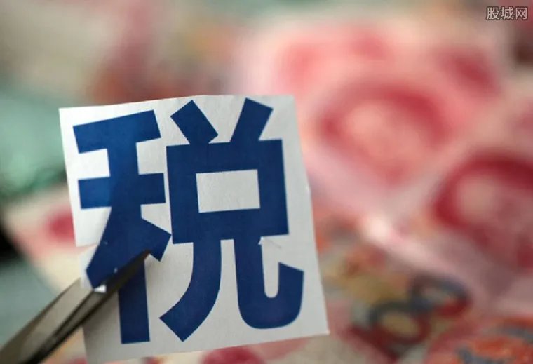 个税预期提至5000 董明珠认为应将个税提至1万
