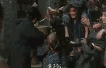 成龙发文夸奖杨幂 杨幂17时成龙对她做了什么