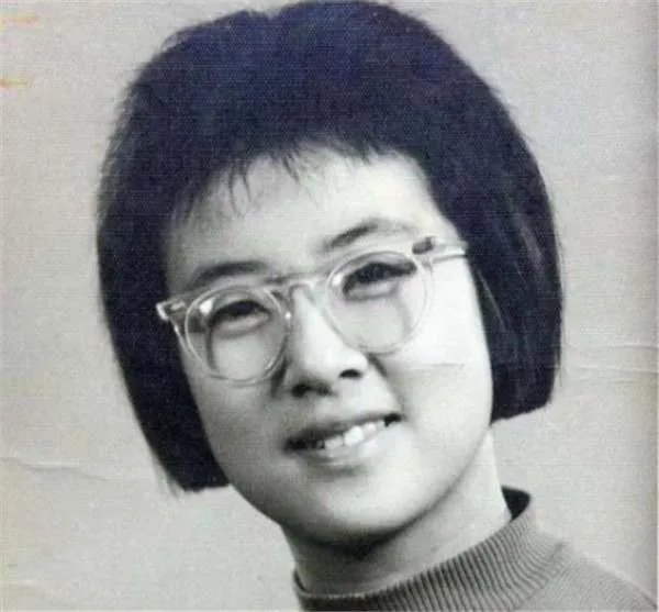 还记得47年前的“反潮流小英雄”黄帅吗,后来她怎么样了?