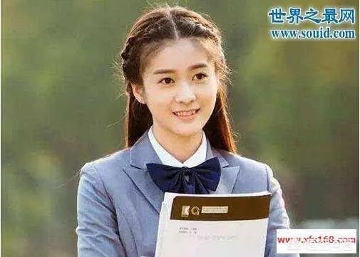 哪个女明星穿校服最好看?