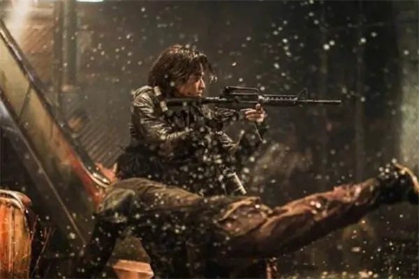十大韩国丧尸片排名:《首尔站》上榜,第五是2020上映