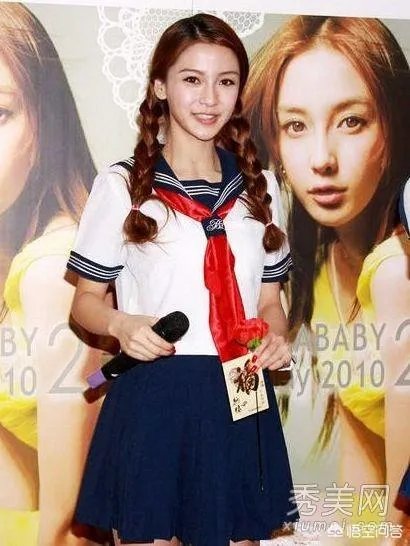 哪个女明星穿校服最好看?